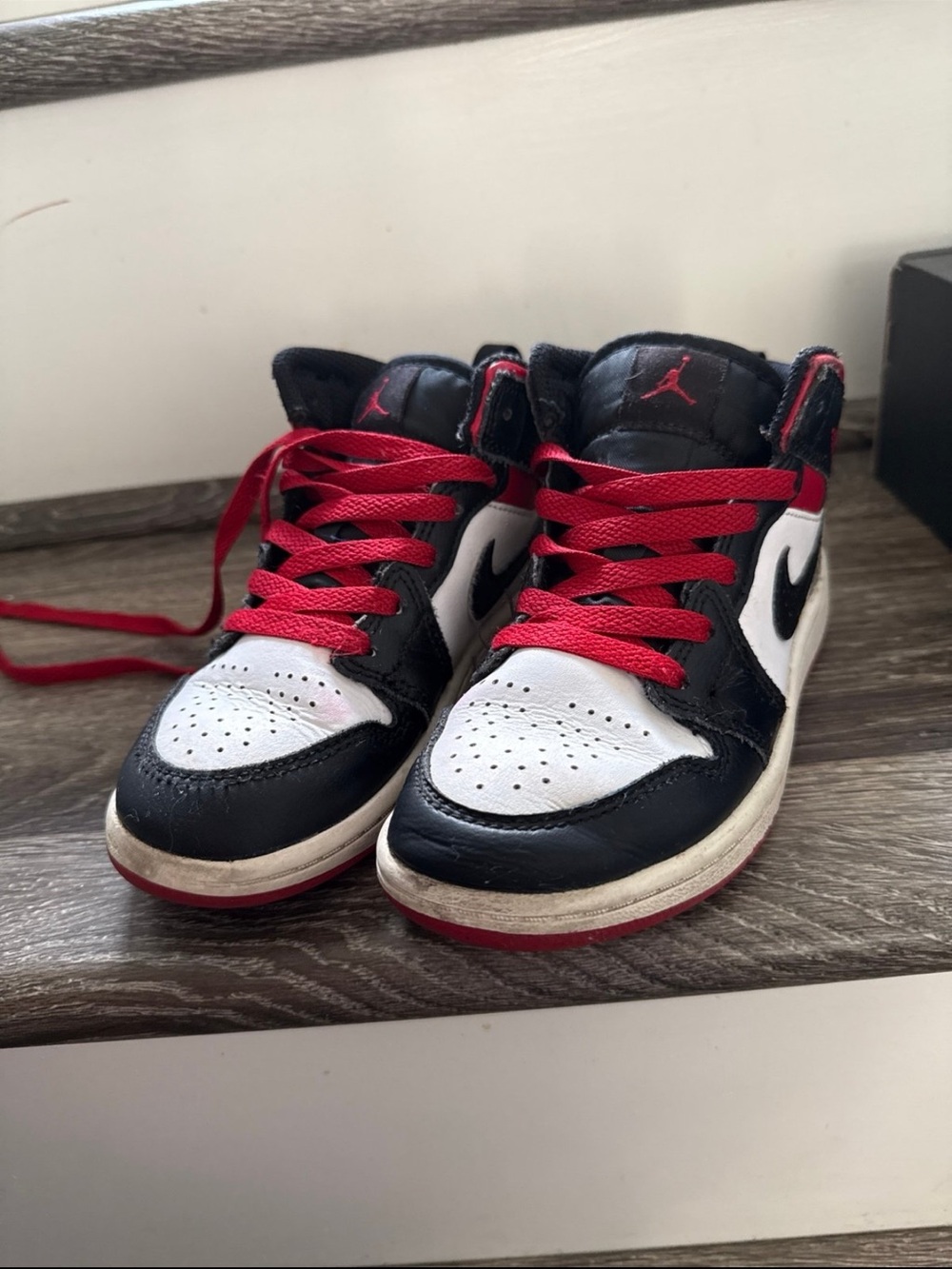 Air Jordan 1 Retro Mid 12c Black White Red Sneakers